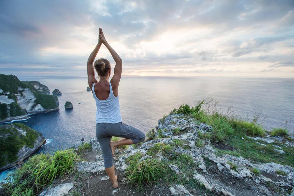What are the well being advantages of working towards yoga?