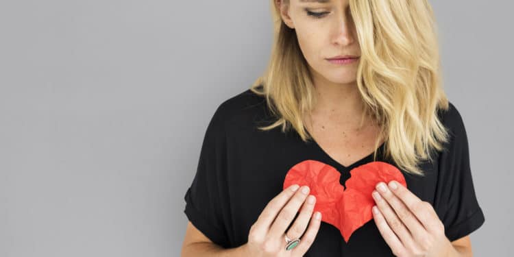 These Simple Steps Will Help You Get Through Heartbreak